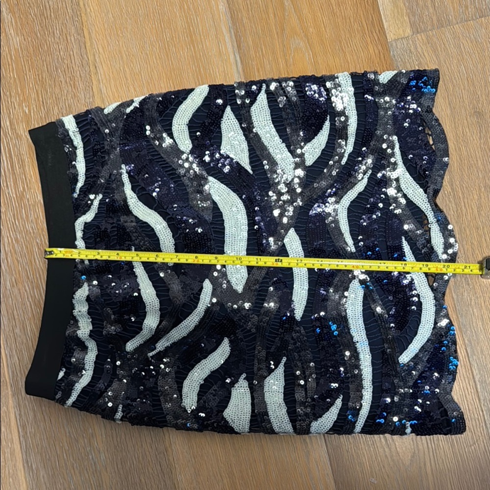 BCBGMaxAzria Elodie Sequined Mini Skirt - Picture 6 of 7